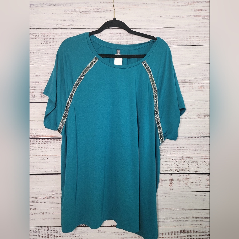 Massini 2X NWTS Teal Rinestone Top